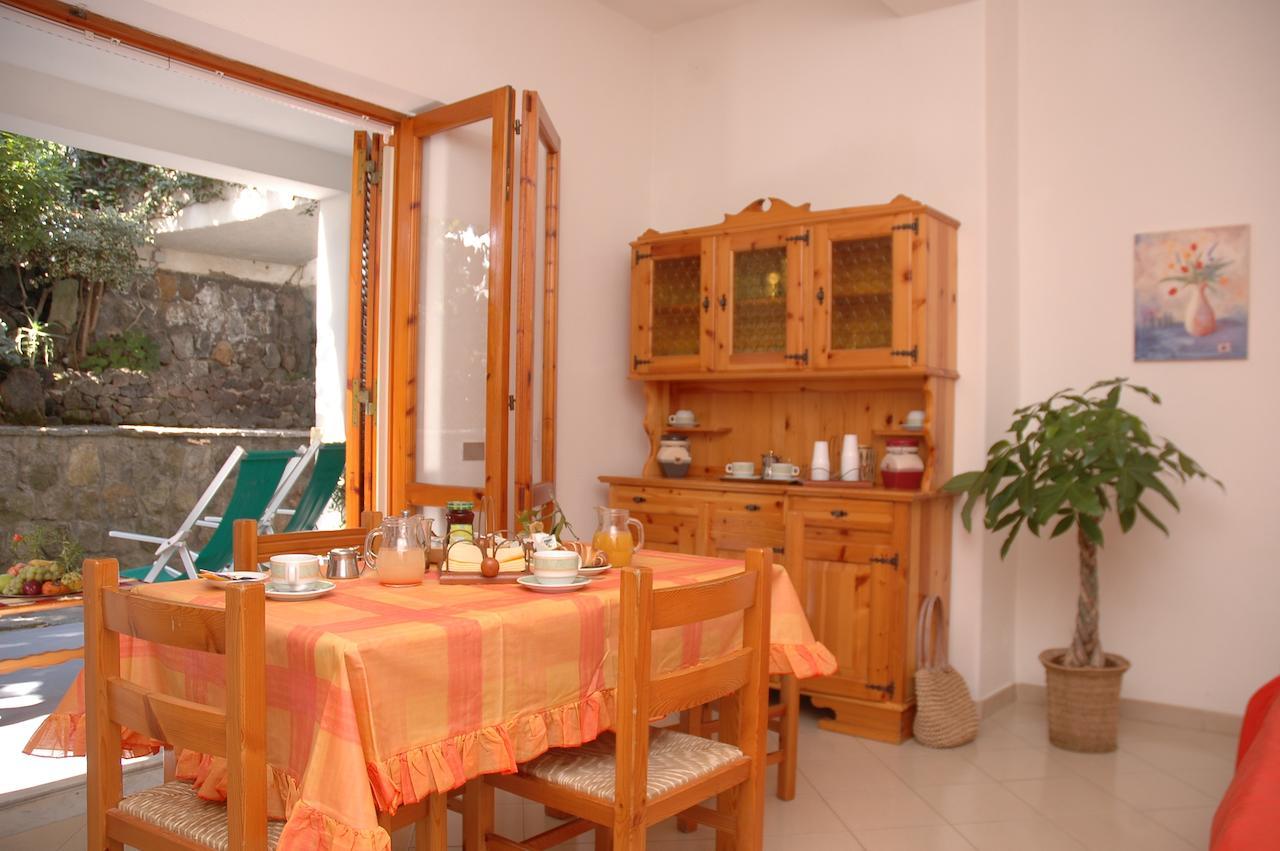 Residence Villa Tina Forio di Ischia Pokoj fotografie